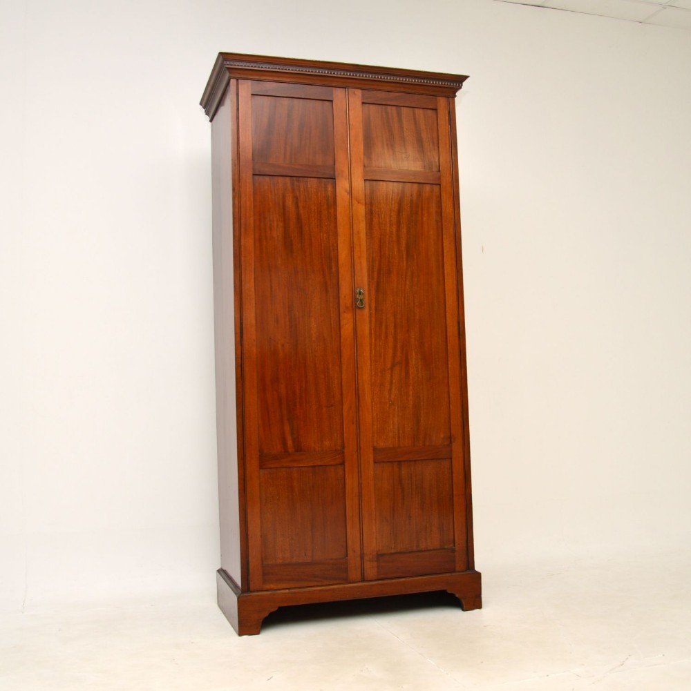 Antique Mahogany Wardrobe / Hall Cupboard
