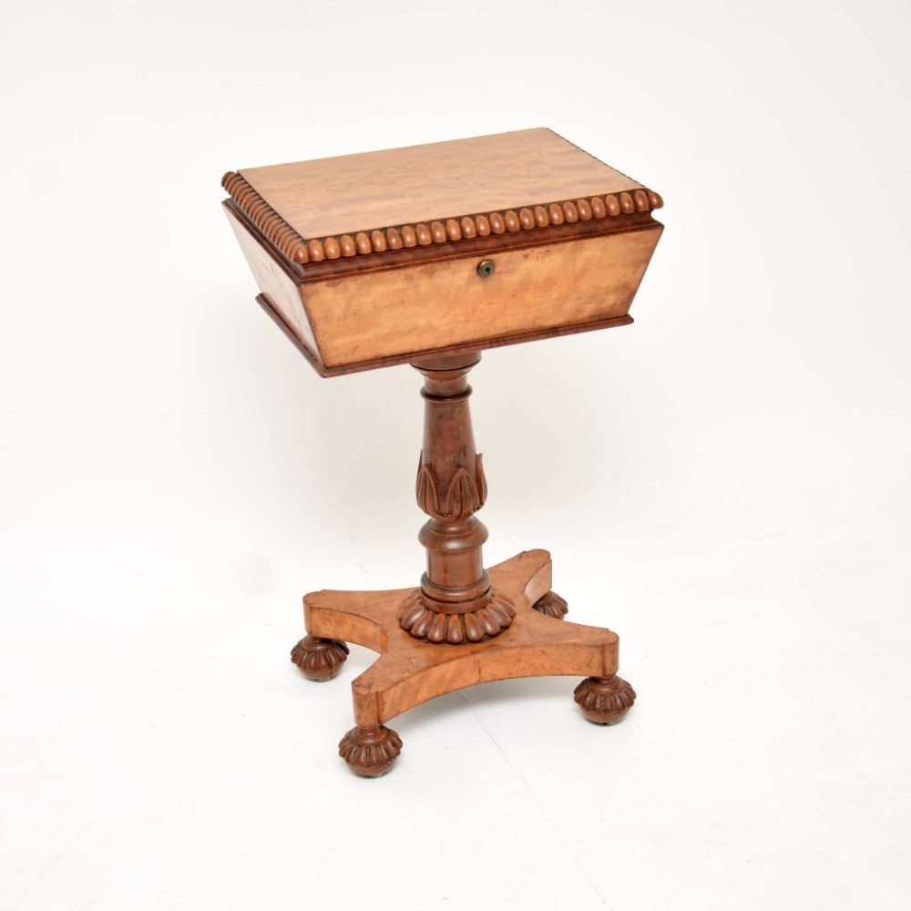 Antique William IV Satin Wood Tea Poy / Side Table
