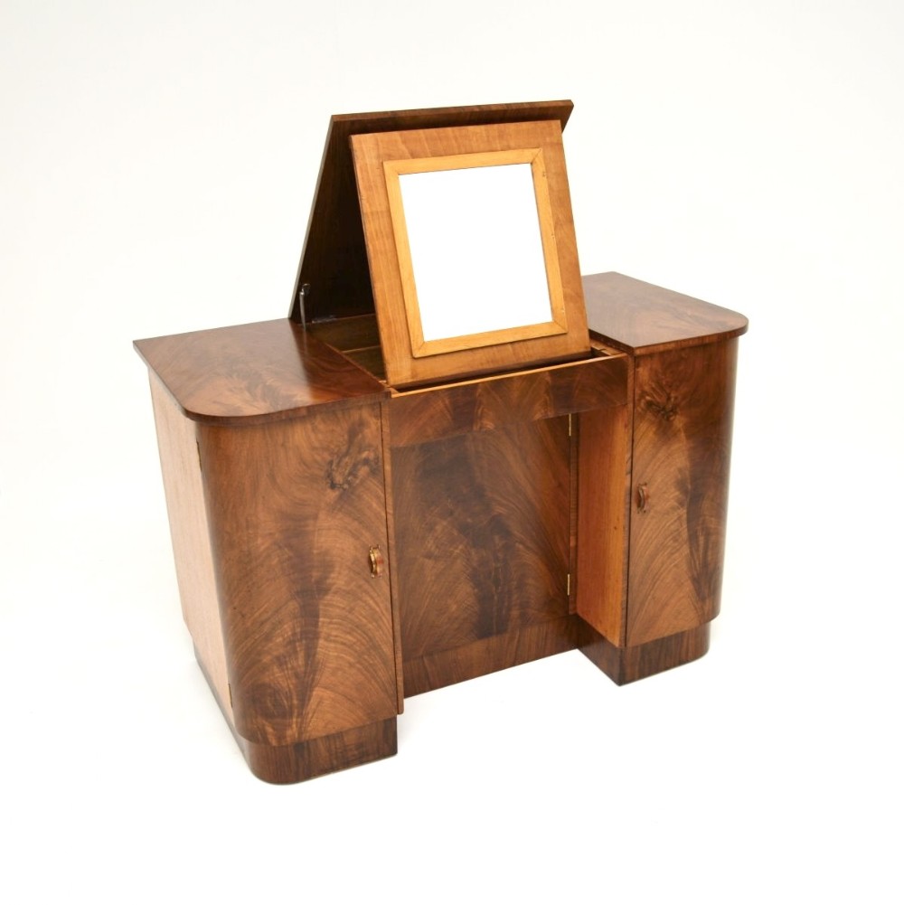 Art Deco Figured Walnut Dressing Table
