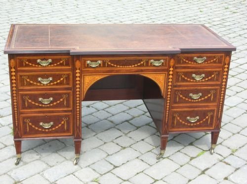 Antique Stunning Quality Mahogany Inlaid Pedestal Desk