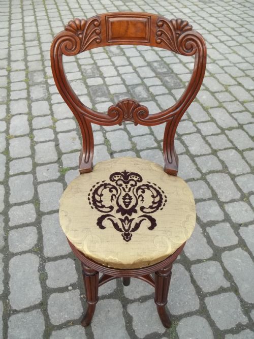 Antique Mahogany Swivel Music Chair