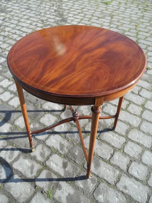 Antique Circular Mahogany Lamp Table