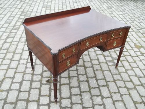 Antique Mahogany Bureau Plat Dressing Table Desk Library Writing