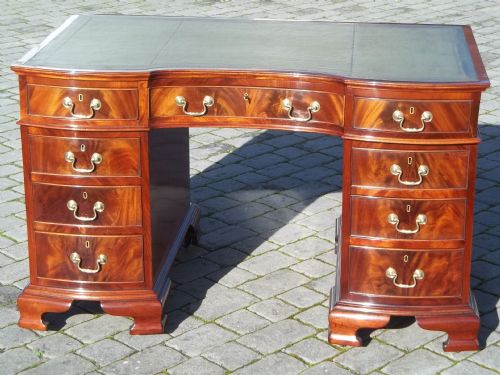 Antique Victorian Mahogany Pedestal Desk