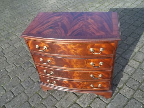 Antique Small Mahogany Bow Front Chest of Drawers of Regency Georgian Bowfront Design