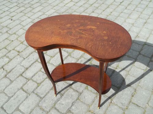 Antique Mahogany Inlaid Lamp Table