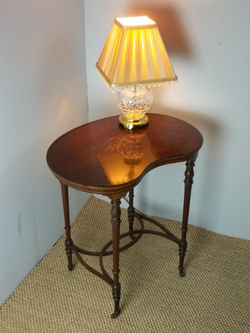A Edwardian Mahogany Marquetry Inlaid Small Low Occasional Lamp Side Wine  Hall Sofa Table