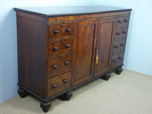 Antique Gillows Regency Georgian Mahogany Low Dwarf Linen Clothes Press Cupboard Cabinet. C.1825.