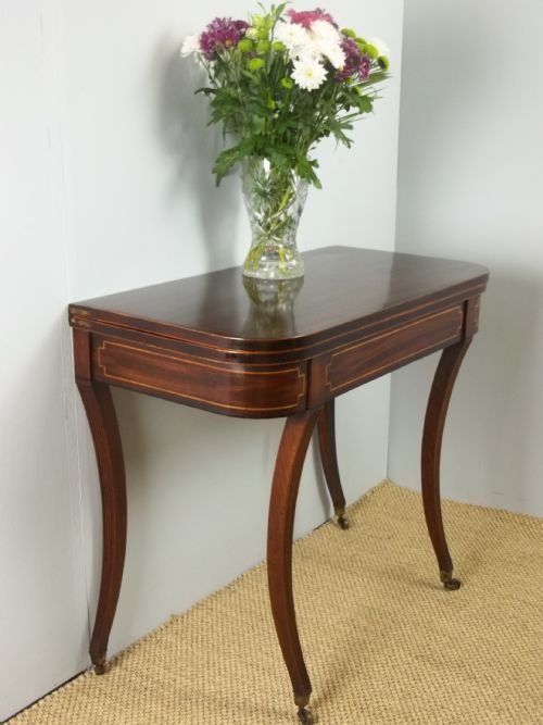 Antique £1695 Regency Georgian Mahogany and Walnut Cross Banded Reeded Sabre Leg Tea Card Games Dining Lamp Side Sofa Console Pier Table. C.1800.