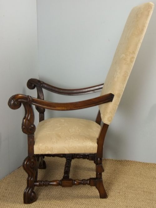 A FABULOUS QUALITY 19TH CENTURY LARGE CAROLEAN JACOBEAN DESIGN CARVED WALNUT CHAIR SUITABLE AS A HALL LIBRARY PORTERS UPHOLSTERED EASY LARGE OPEN ELBOW ARMCHAIR THRONE CHAIR C1895 - ADDITIONAL PHOTO 2