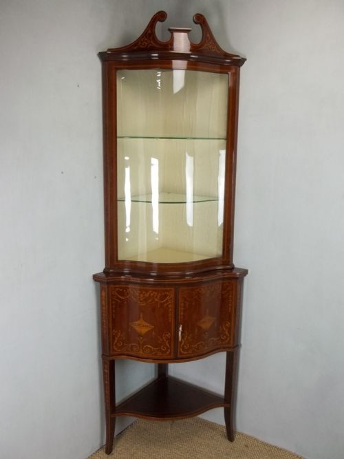 Antique Edwards and Roberts Mahogany Marquetry Inlaid Serpentine Fronted Corner Double Height Standing Corner Display Cabinet Cupboard. C.1900