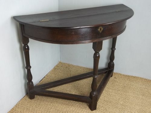 Antique Oak 18th Century Credence Demi Lune Hall Side Occasional Lamp Half Moon Table.