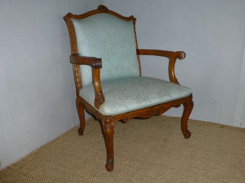 Fabulous Quality 19th Century Walnut Gainsborough Fauteuil Open Elbow Library Occasional Reading Upholstered Armchair Chair of French Design