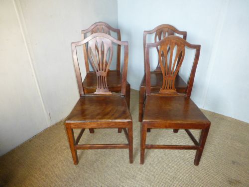 Set of Four 4 18th Century Georgian  Welsh Country Hepplwhite Design Oak and Fruitwood Farmhouse Kitchen Dining Chairs. C1790