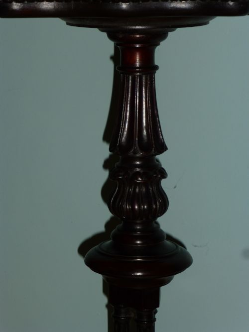 ANTIQUE GEORGIAN REGENCY GILLOWS GONCALO ALVES TRIPOD FLOWER LAMP OCCASIONAL PIE CRUST SIDE WINE TABLE GILLOW - ADDITIONAL PHOTO 3