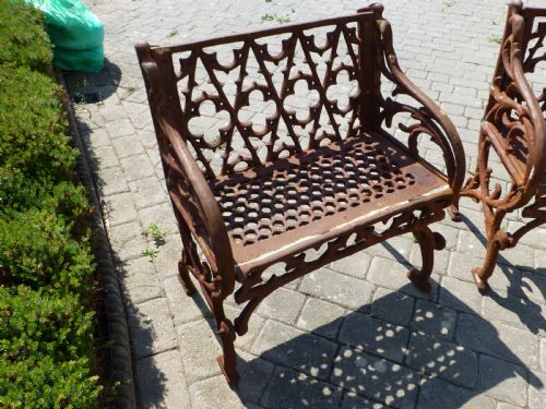 AN EXTREMELY RARE PAIR OF CAST IRON GARDEN CHAIRS AND LARGE MATCHING BENCH OF VAL D'OSNE GOTHIC DESIGN - ADDITIONAL PHOTO 3