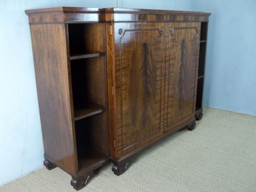 regency georgian mahogany dwarf low breakfront bookcase of classic design open standing bookshelves chiffonier sideboard credenza bookcase - CATEGORY: ANTIQUE BOOKCASES - DATED 19TH CENTURY