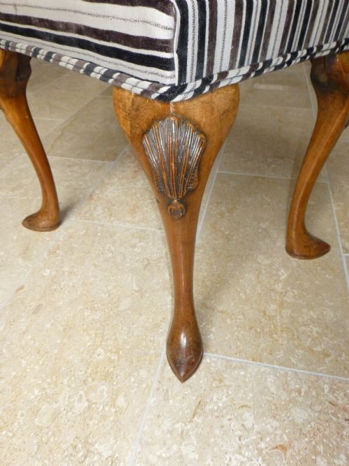 QUEEN ANNE WALNUT FOOTSTOOL DRESSING TABLE FOOT STOOL - ADDITIONAL PHOTO 1