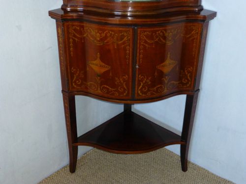 SUPERIOR EDWARDS AND ROBERTS MAHOGANY MARQUETRY INLAID SERPENTINE SHAPED FRONTED STANDING DOUBLE HEIGHT CORNER CUPBOARD DISPLAY CABINET C1900 - ADDITIONAL PHOTO 3