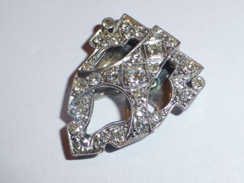 Stunning Art Deco and Platinum Clip Brooch Pendant Necklace