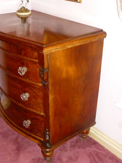 WELSH SMALL BOW FRONT CHEST WITH SECRET DRAWER C1860 - ADDITIONAL PHOTO 1