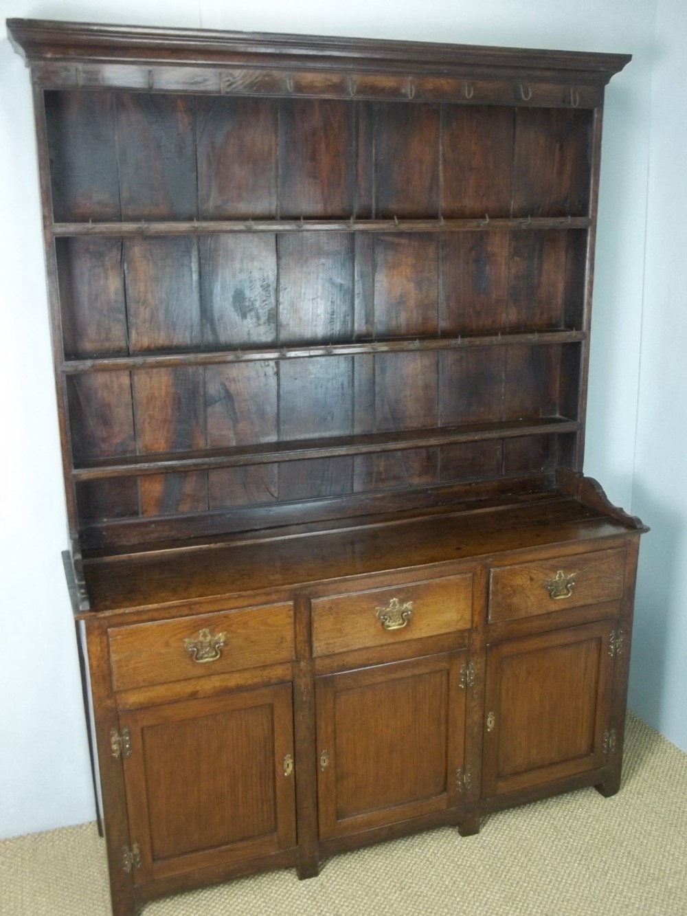 Antique small 18th century Georgian Welsh oak dresser. C1760. View II