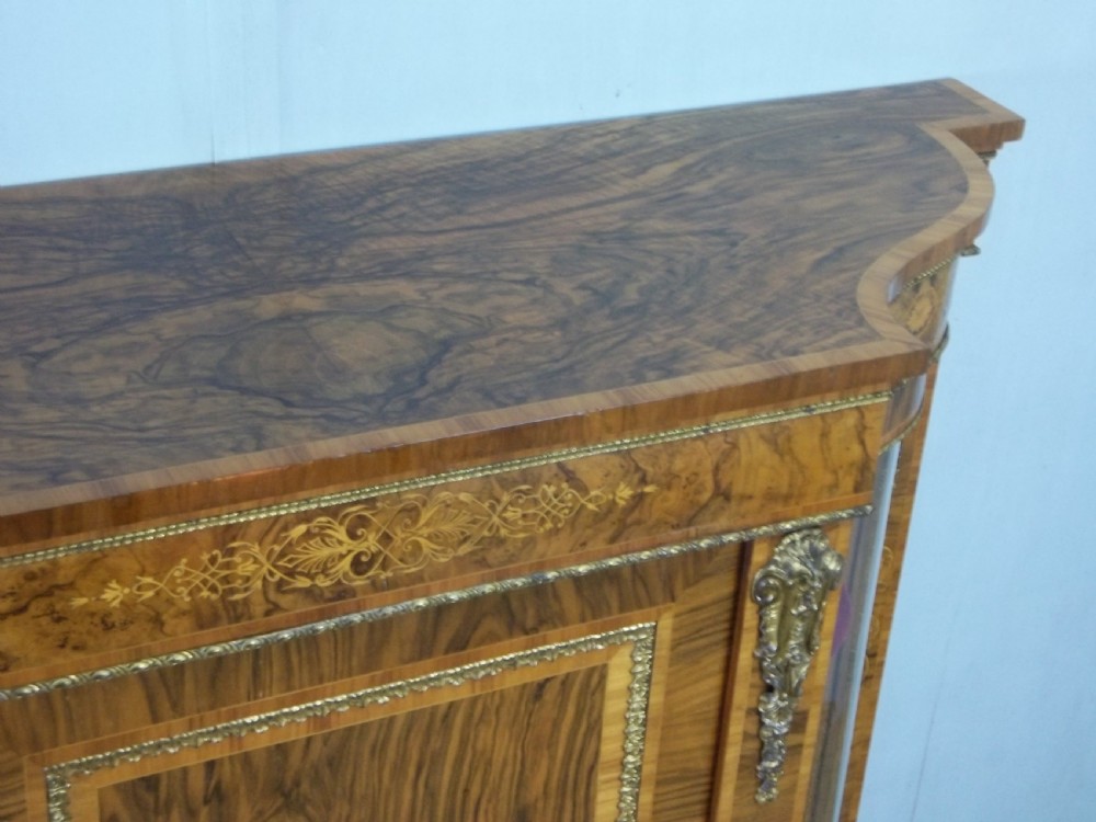 Antique 19th century serpentine shaped figured walnut inlaid ormolu mounted small narrow credenza display side pier sideboard cabinet . C.1860. View III