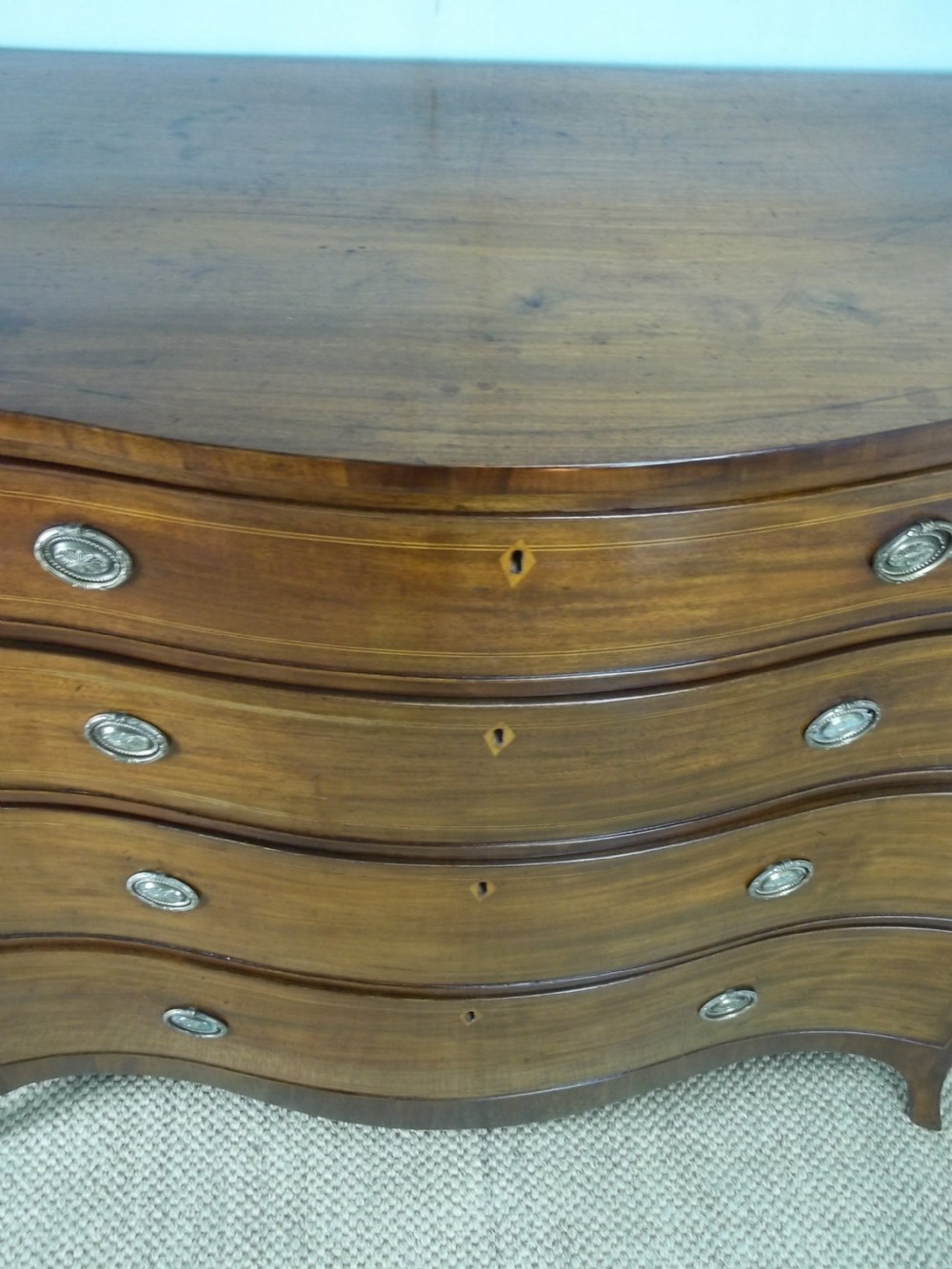 Antique 18th century George III Georgian mahogany inlaid serpentine shaped Hepplewhite  chest of drawers commode. C.1790  View VI