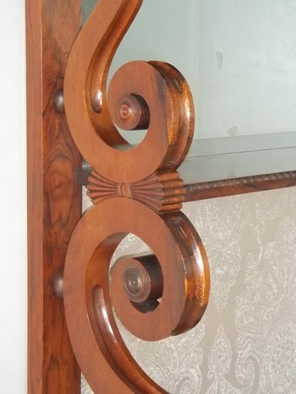 Antique Gillows Regency Georgian 19th century rosewood waterfall bookcase. C.1815 View III