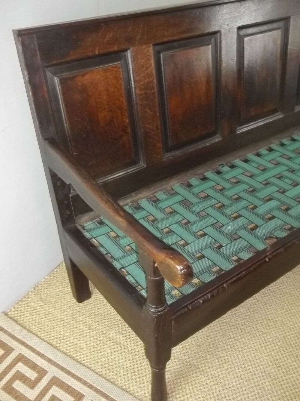 Early 18th century Welsh oak settle hall bench. View III