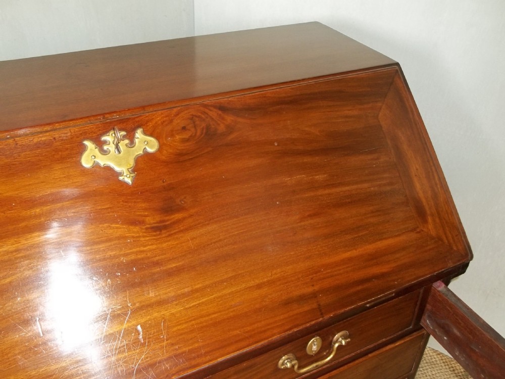 Antique Georgian 18th century mahogany writing bureau table desk C.1755 View IV