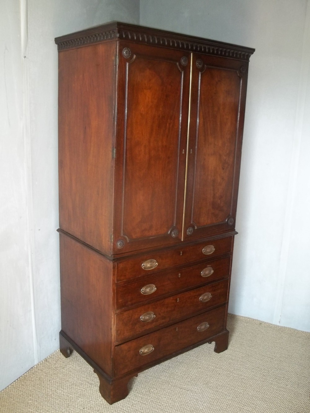 18th century Georgian small Channel Islands mahogany clothes linen press cupboard wardrobe. C1770.