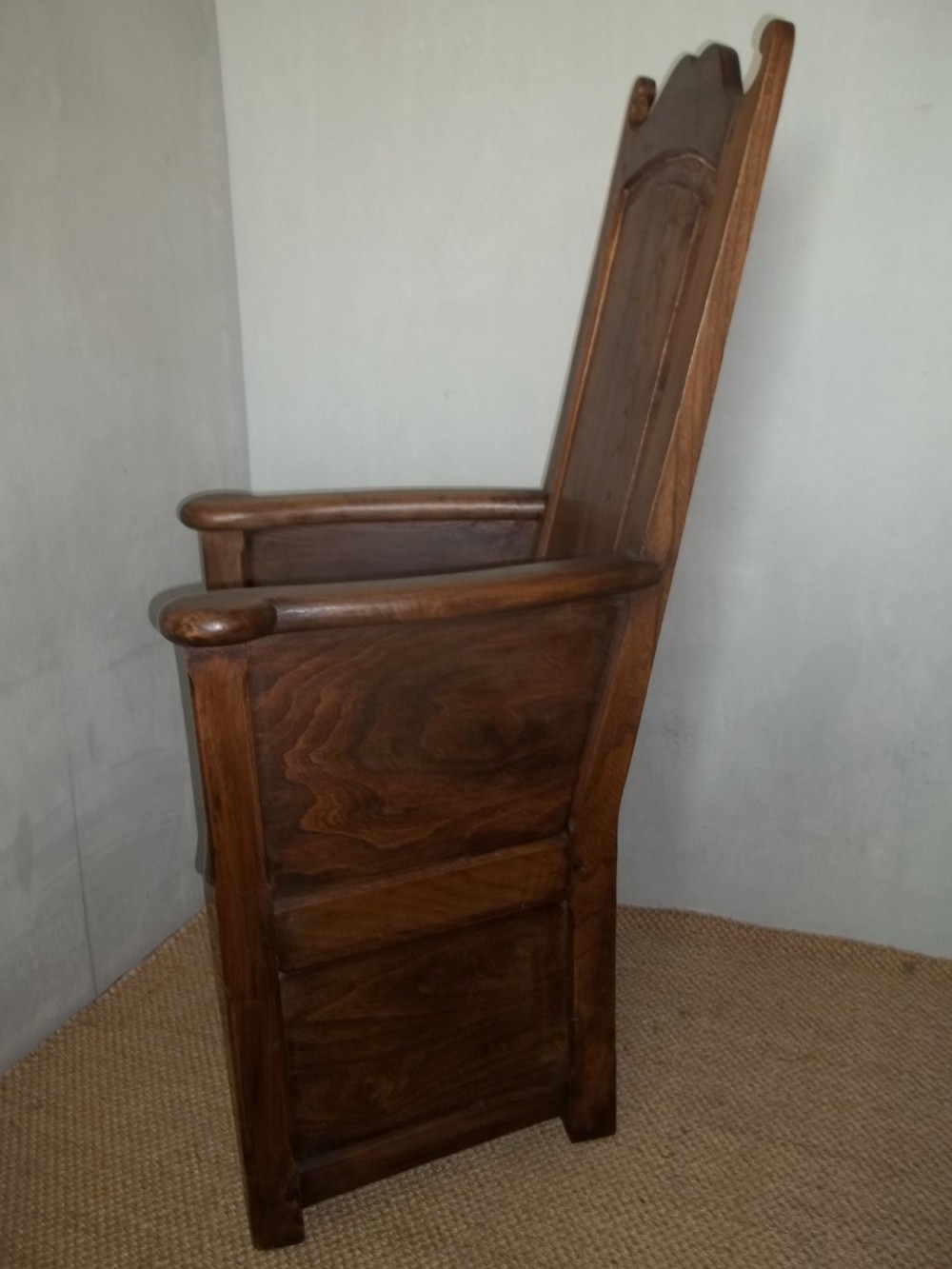 Extremely rare matched pair of Welsh elm 18th/19th century lambing wainscot hall reading panelled primitive joint fireside arm elbow oak alder chairs armchairs thrones.  View III