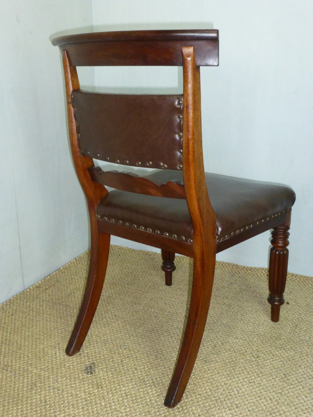 Fabulous quality set of six Gillow Regency Georgian 6 upholstered  reeded leg Gillows mahogany dining chairs View VII