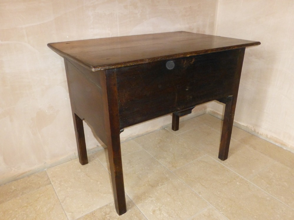 18th century Welsh oak George III lowboy dressing hall lamp side table View VI