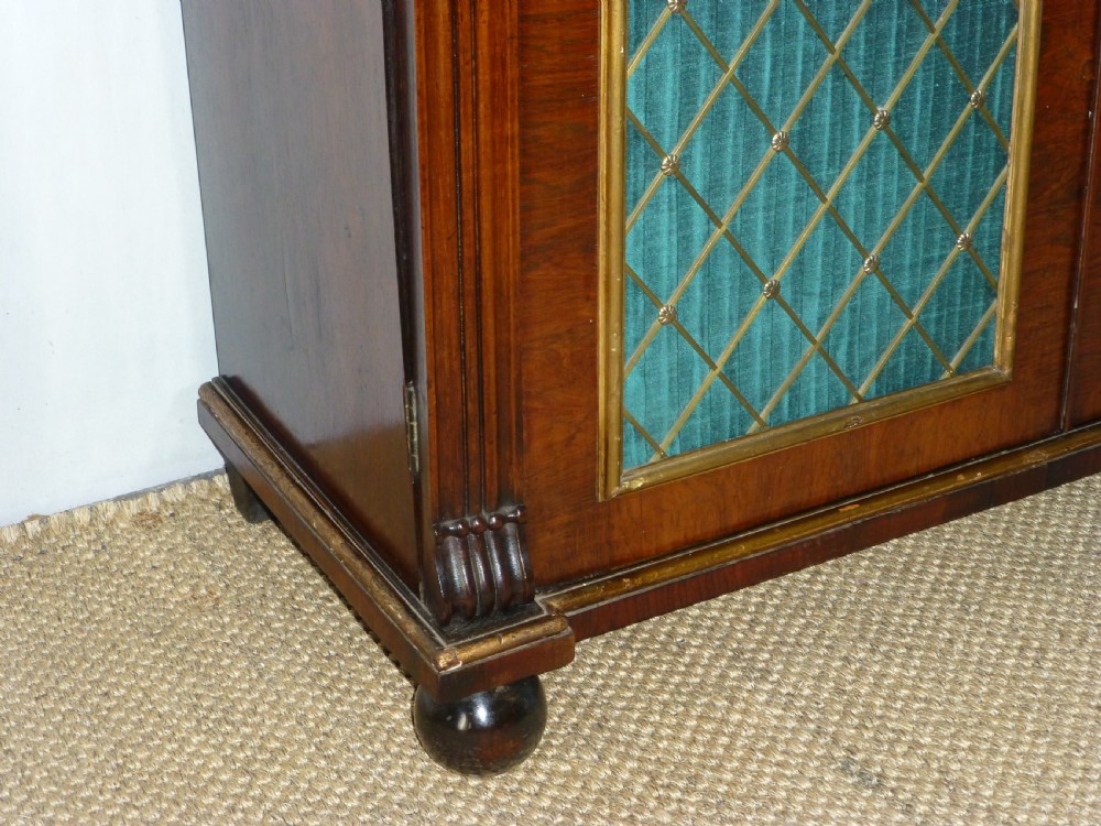 Regency Georgian Gillows rosewood and mahogany lined chiffonier sideboard. C1825. View II