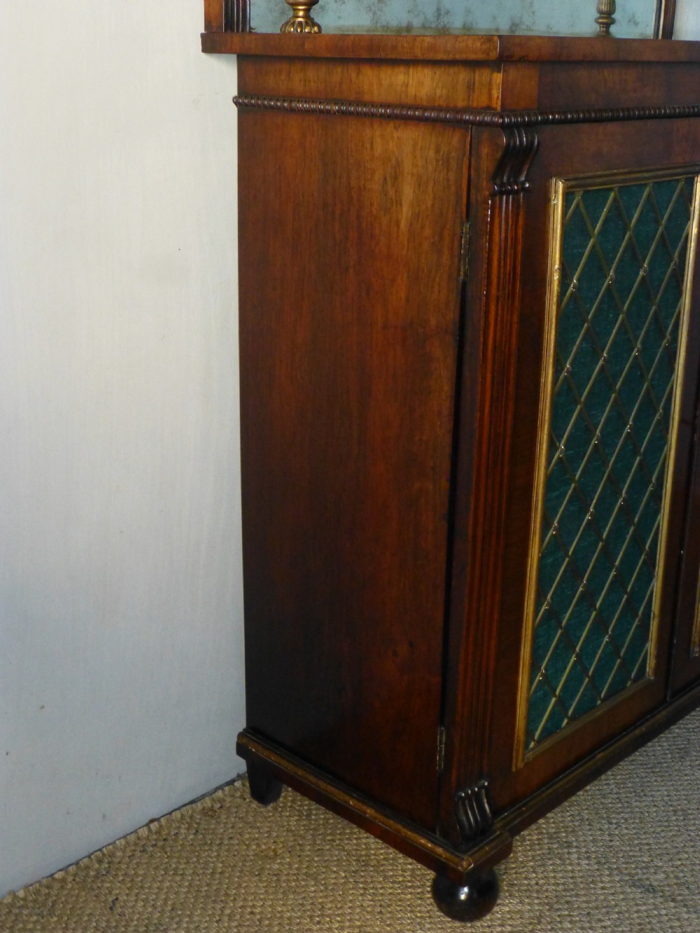 Regency Georgian Gillows rosewood and mahogany lined chiffonier sideboard. C1825. View VII