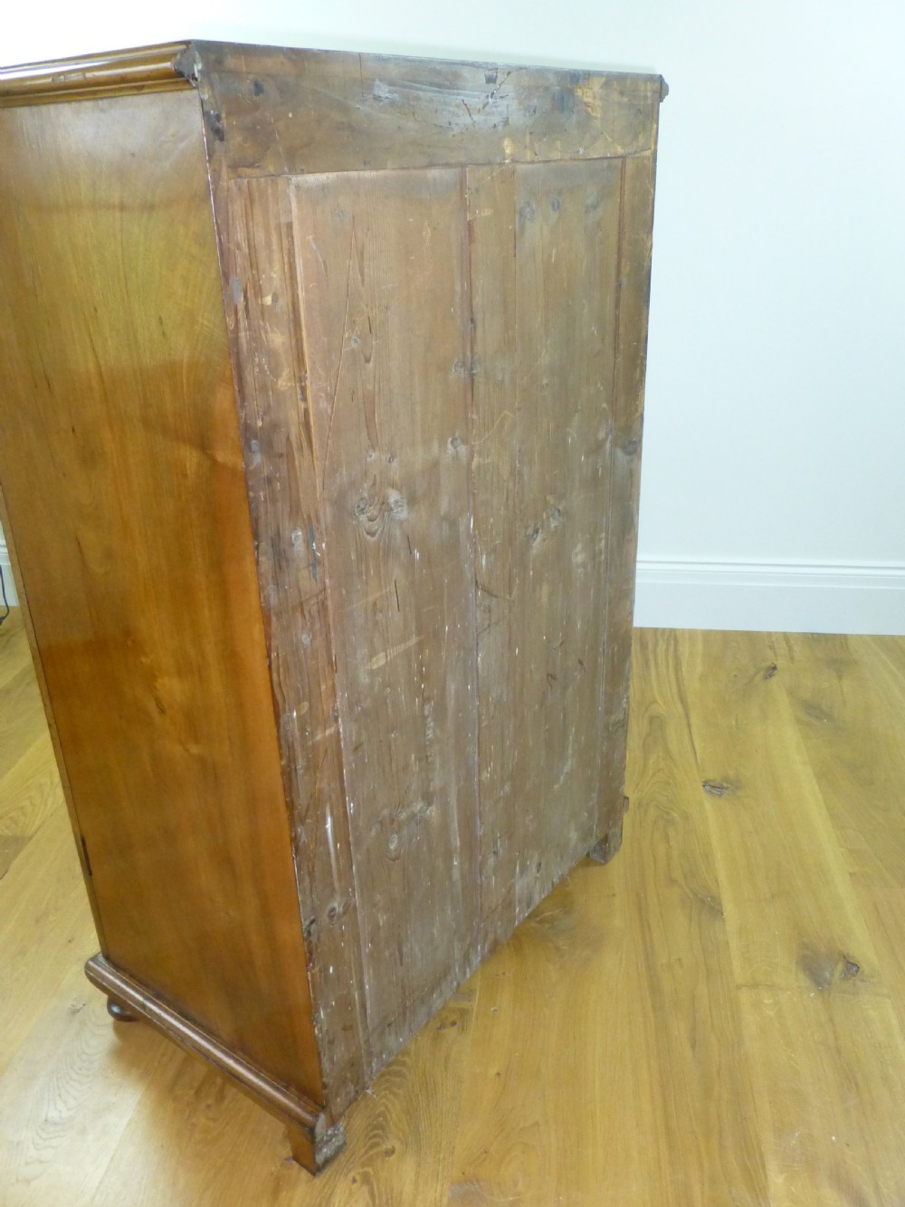 Superb quality figured walnut wellington narrow tall filing chest of drawers. C1870 View VI