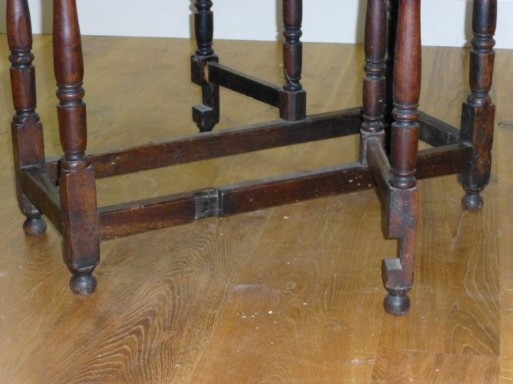 Oak 18th century gateleg dining table View III