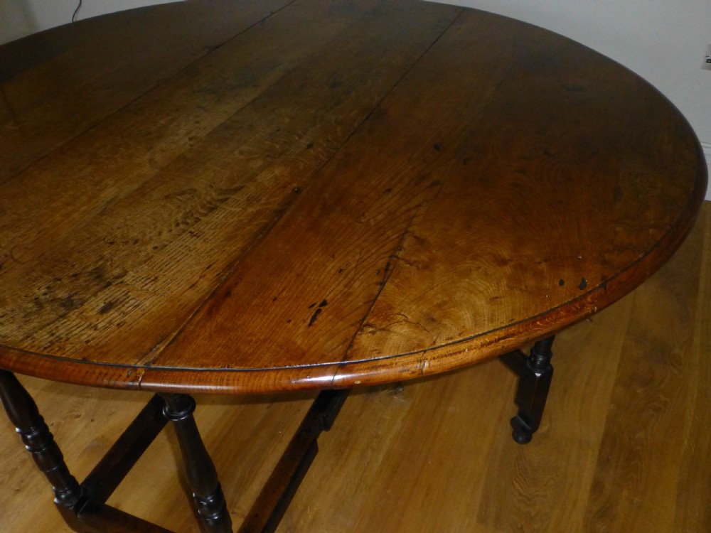 Fabulous large 18th century Welsh oak gateleg oval drop leaf dining table View II