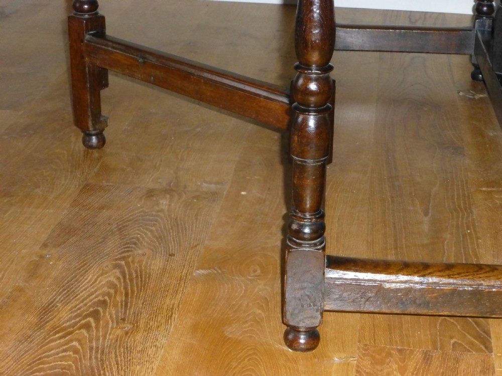 Fabulous large 18th century Welsh oak gateleg oval drop leaf dining table View VI