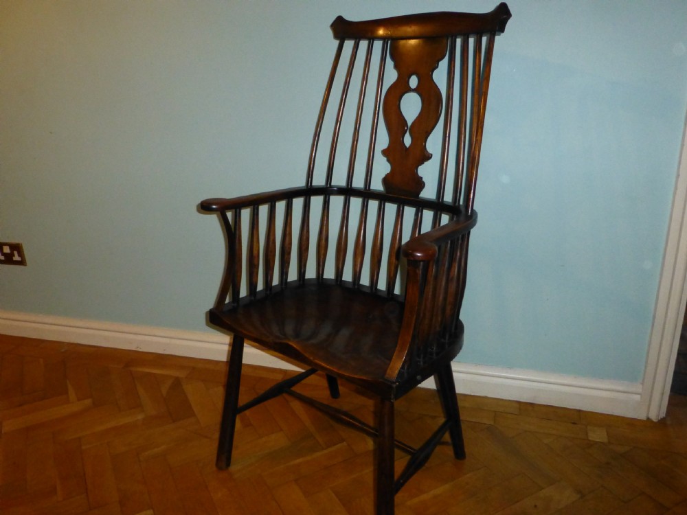 Georgian antique Windsor elm ash and fruitwood lobster pot comb back primitive stick arm chair armchair