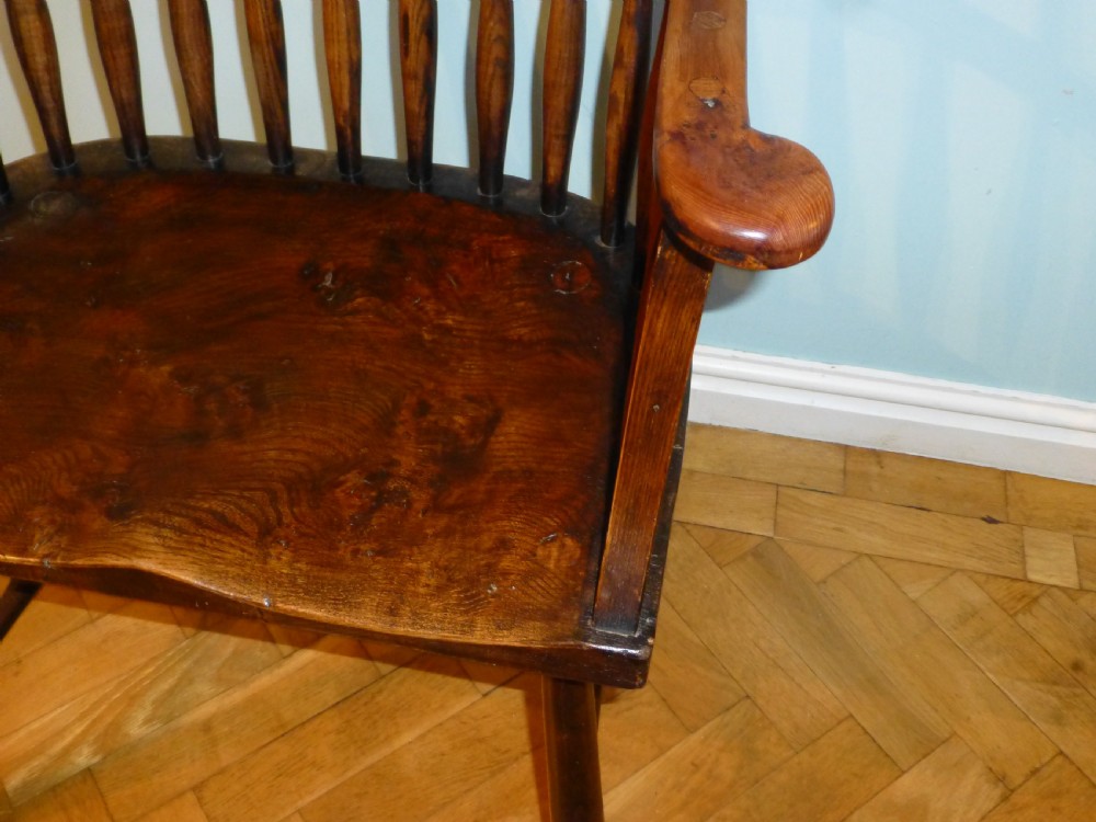 Georgian antique Windsor elm ash and fruitwood lobster pot comb back primitive stick arm chair armchair View IV