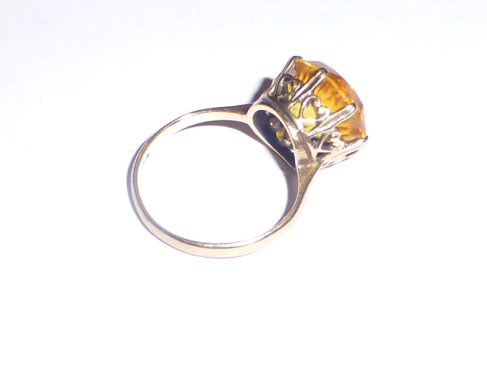 Fabulous large 22 ct citrine and 18ct gold ring View II