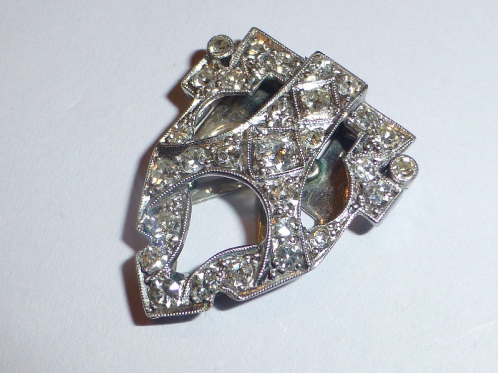 Stunning art deco and platinum clip brooch pendant necklace