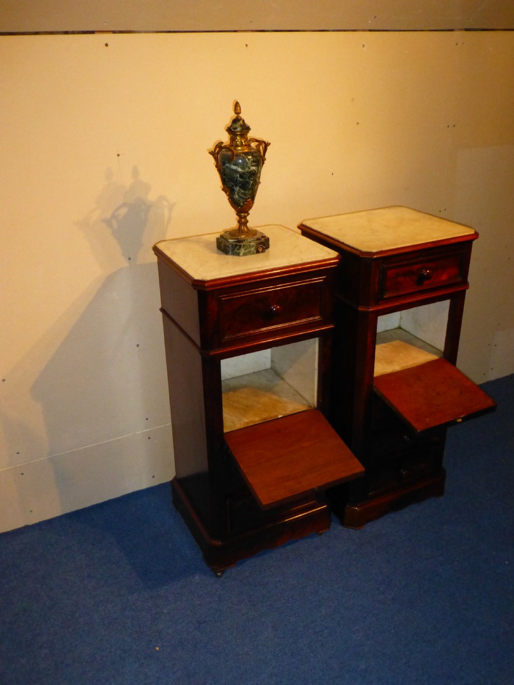 Pair of French mahogany marble topped pedestal bedside pot cupboard chests display plinths View II