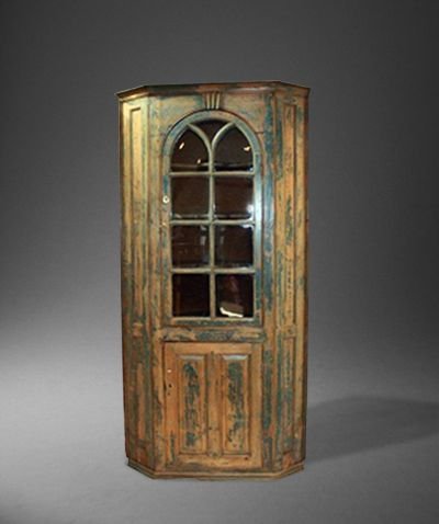 Georgian Pine Standing Corner Cupboard