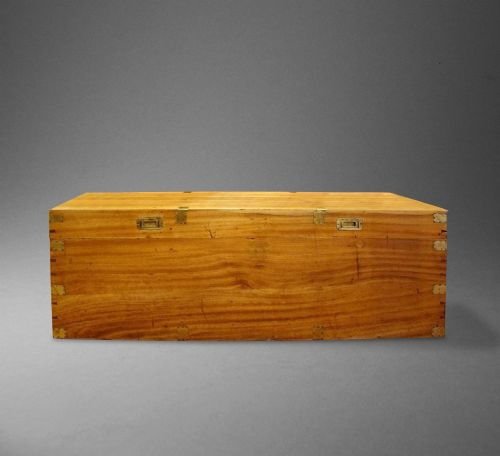 Large Camphorwood Box