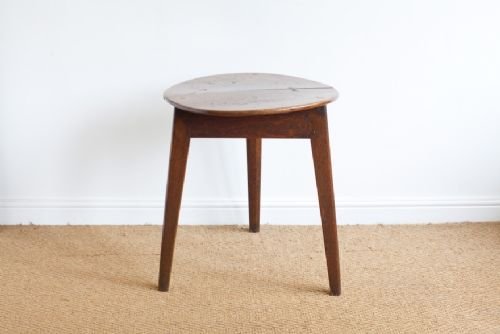 Norfolk Oak Cricket Table