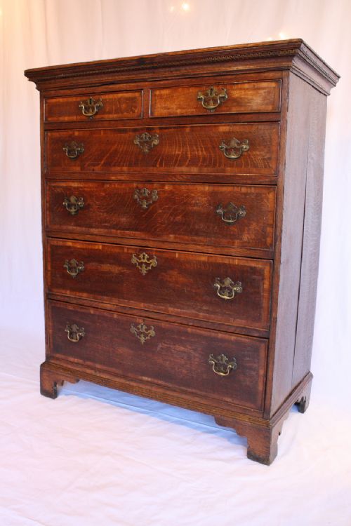 Oak and Walnut Chest of Drawers